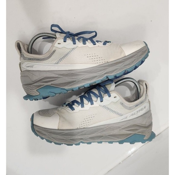 ALTRA Olympus 5 Running Hiking Shoe, White/Blue, Womens 8.5 - Picture 5 of 12